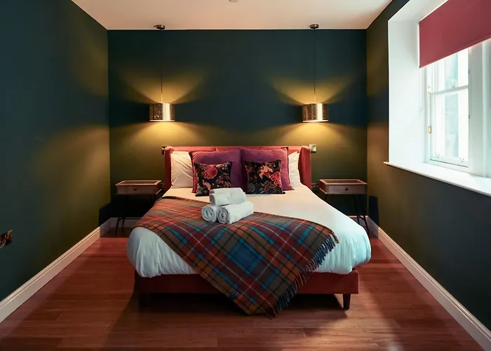 89 The Merchants- Chic Aparthotel By The House Of Danu Edinburgh